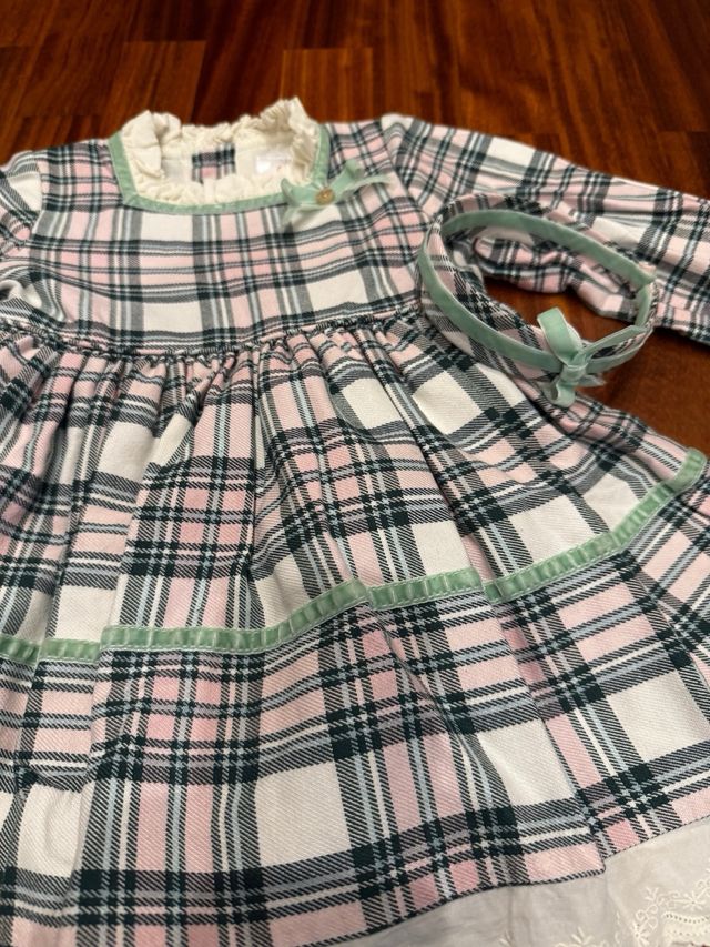 Jesusito Eva Castro a cuadros