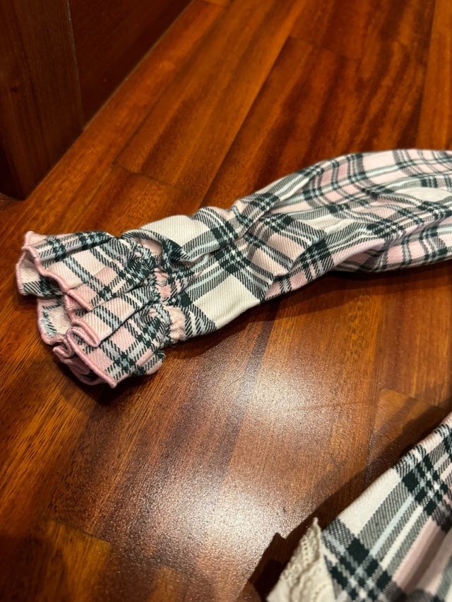 Jesusito Eva Castro a cuadros