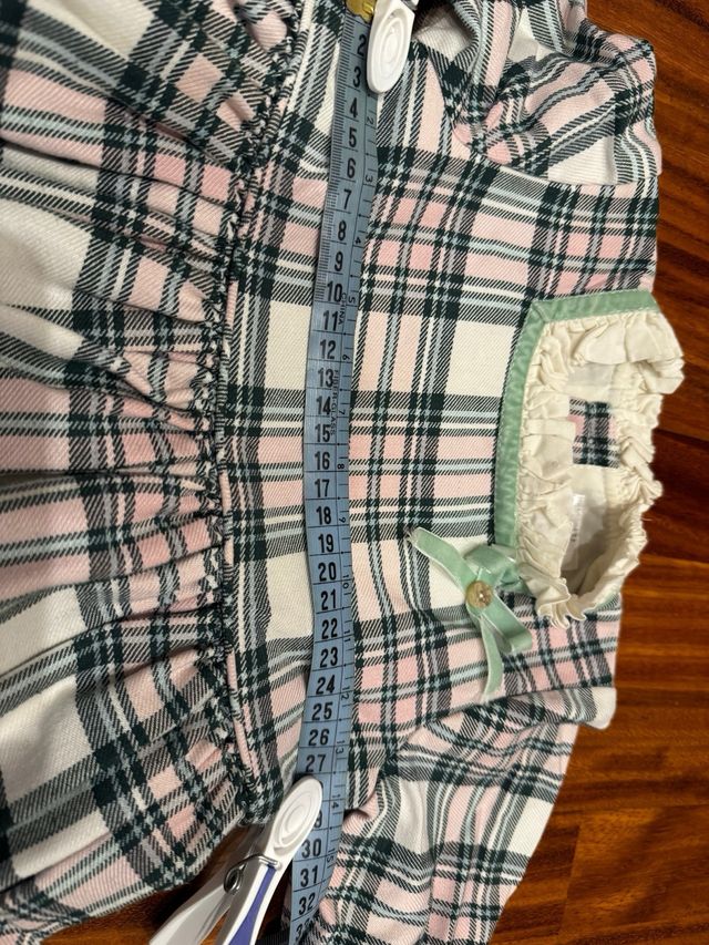 Jesusito Eva Castro a cuadros