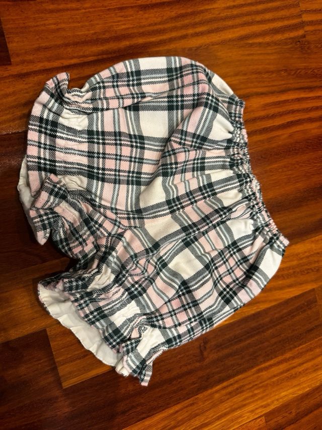 Jesusito Eva Castro a cuadros