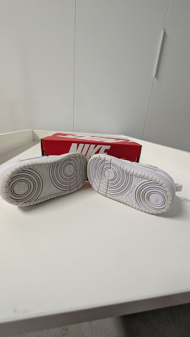 Nike Court Borough Low 2 Talla 19.5 Bebé