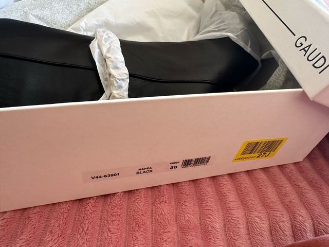 Botines Gaudi Talla 38 nuevo a estrenar