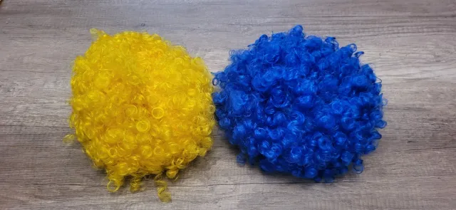 Pelucas cortas rizadas para disfraz (2 unidades)