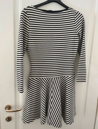 Vestito a righe bianco e nero