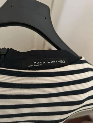 Vestito a righe bianco e nero