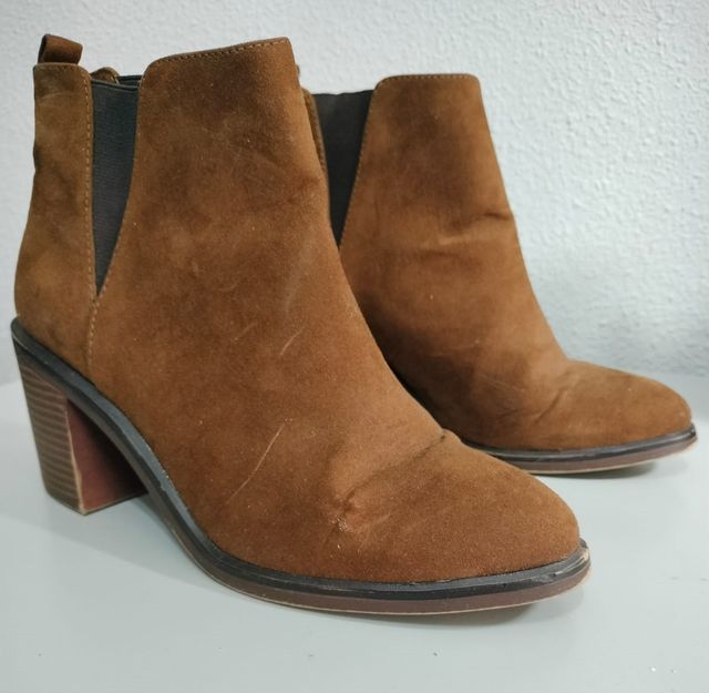 Botines marrones de ante