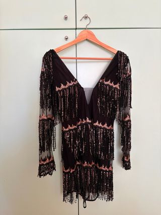 Abito con frange e paillettes nero oro