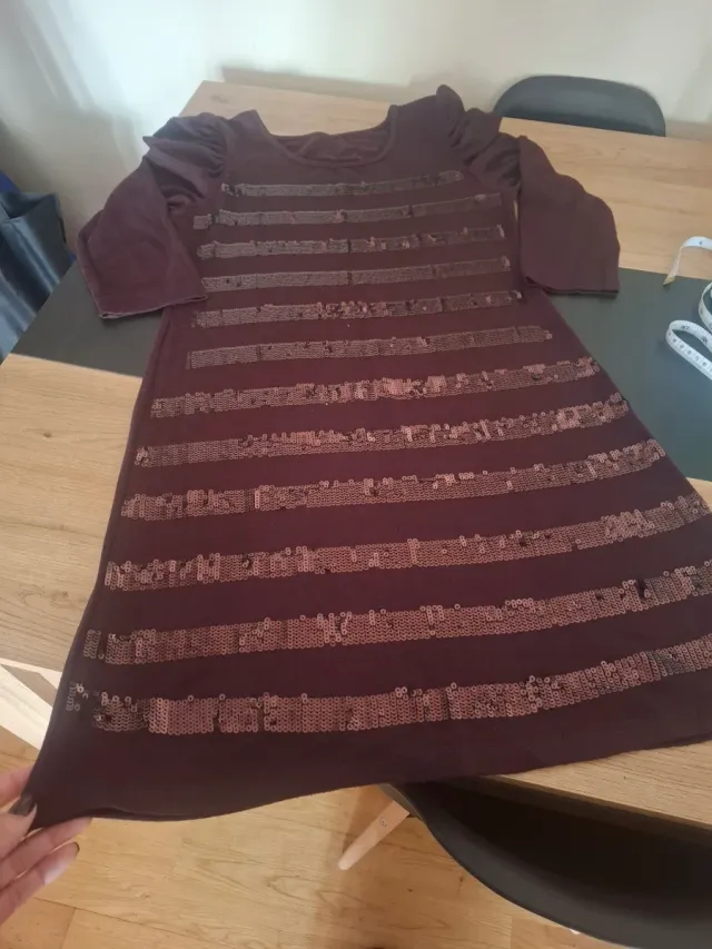 Vestido de punto con lentejuelas