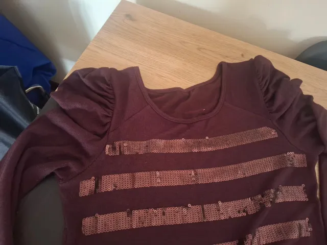 Vestido de punto con lentejuelas