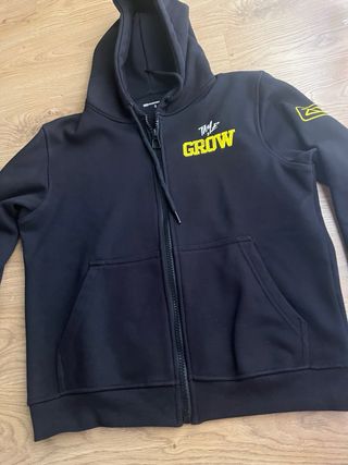 Sudadera PBS Time to Grow