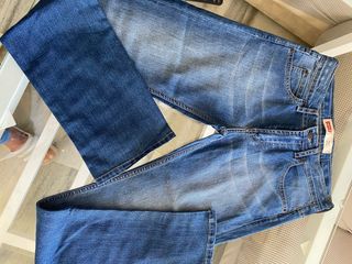 Pantalón vaquero Levi's azul talla S