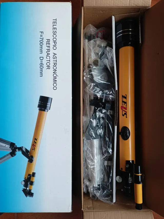 Telescopio Refractor Zeus TZ 525