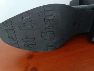 Zapatos Wonders piel cordones negros