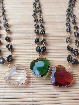 Collar Ágatas Negras y Corazón Cristal