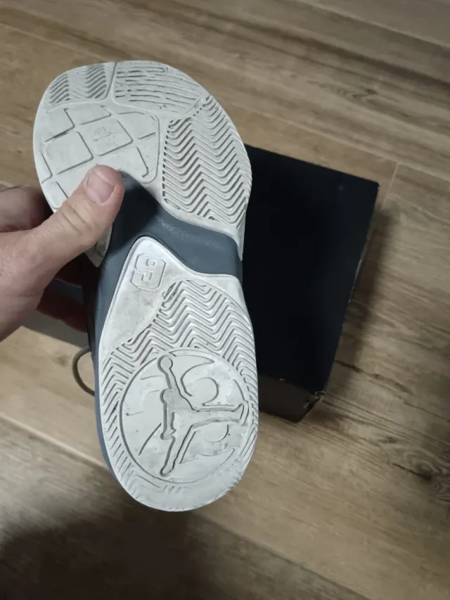 Zapatillas Jordan Max Aura Talla 36