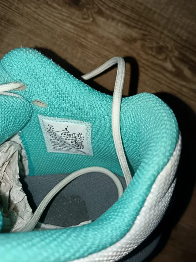 Zapatillas Jordan Max Aura Talla 36