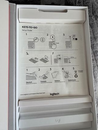 NUEVO Logitech Keys-To-Go Rosa