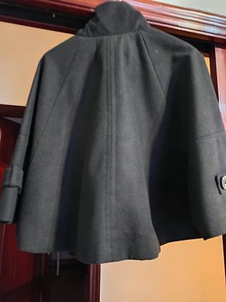 Capa de abrigo negra