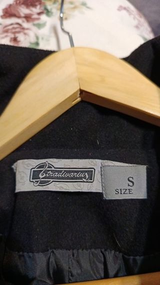 Capa de abrigo negra