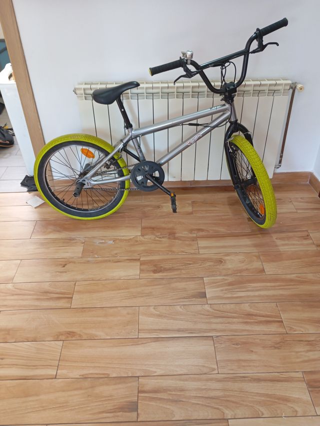 Bicicleta BMX 20 Wipe 500 (pulgadas)
