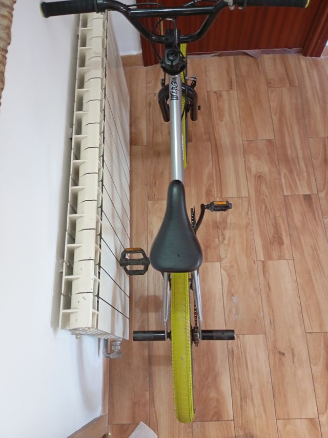 Bicicleta BMX 20 Wipe 500 (pulgadas)