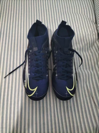 Zapatillas Nike fútbol tacos aluminio 38.5