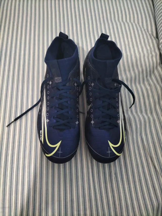Zapatillas Nike fútbol tacos aluminio 38.5