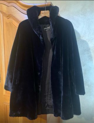 Pelliccia ecologica blu notte Jean Louis Scherrer