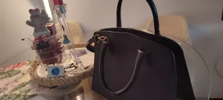 Bolso polipiel negro a estrenar