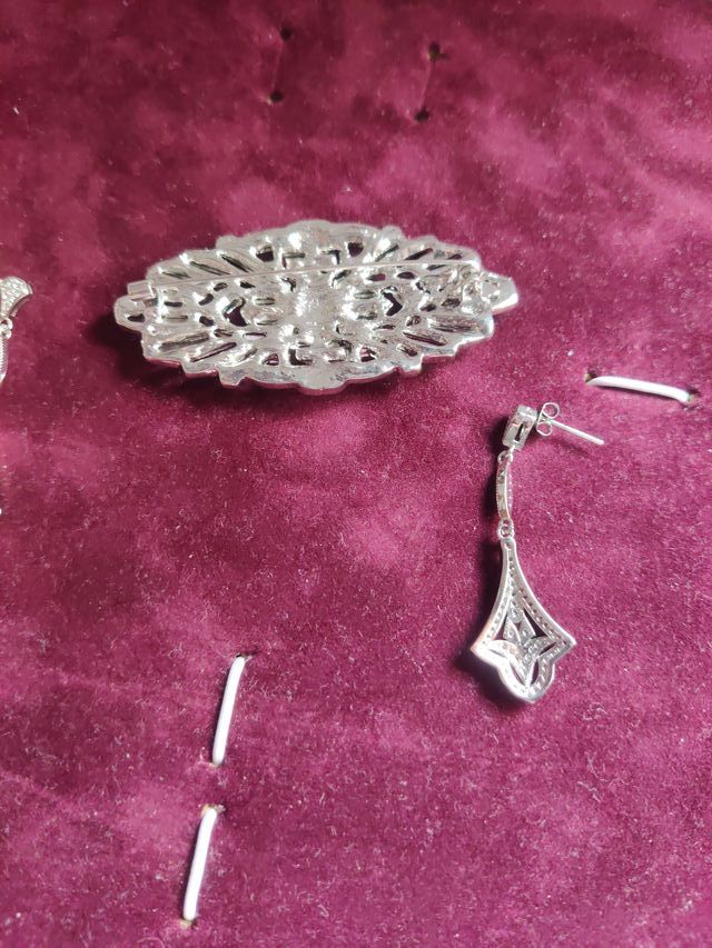 Conjunto Broche y Pendientes Plata