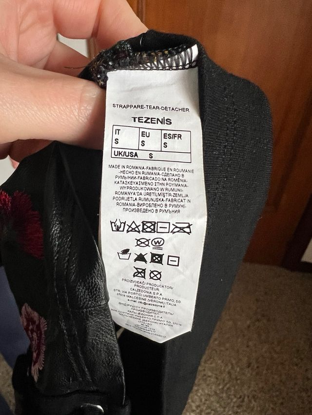 Corpetto floreale in similpelle