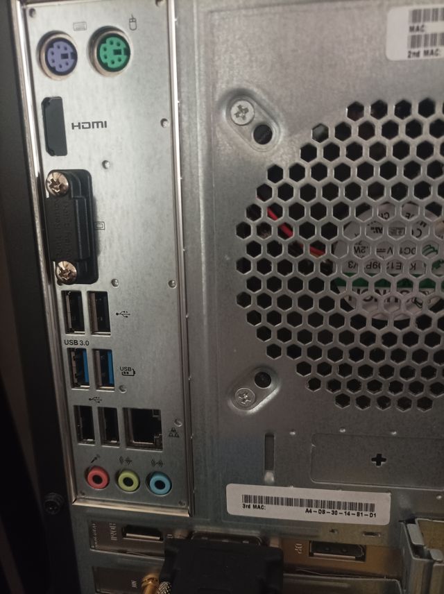 Torre Acer Aspire M3985 + Pantalla