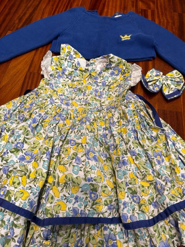 Jesusito Eva Castro floral azul y amarillo