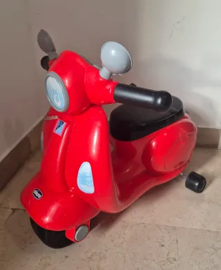 Cavalcabile Chicco Vespa Rossa