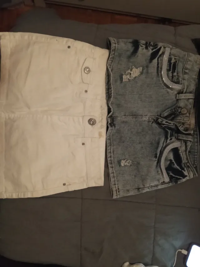 Lote 3 shorts vaqueros mujer Talla 34 y dos faldas