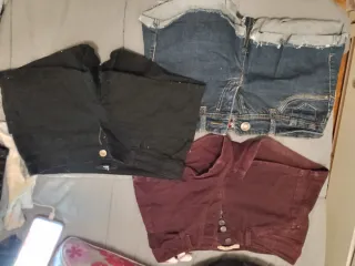 Lote 3 shorts vaqueros mujer Talla 34 y dos faldas