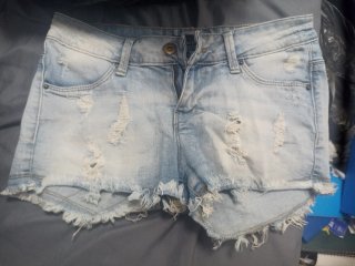 Lote 3 shorts vaqueros mujer Talla 34 y dos faldas