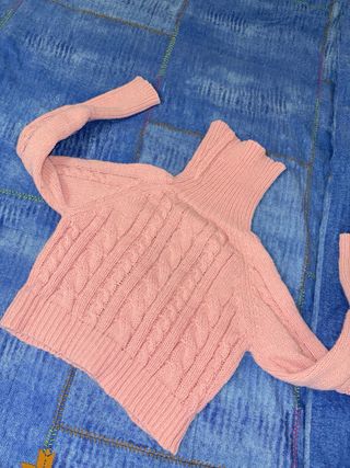 Maglione rosa con cuore e strass