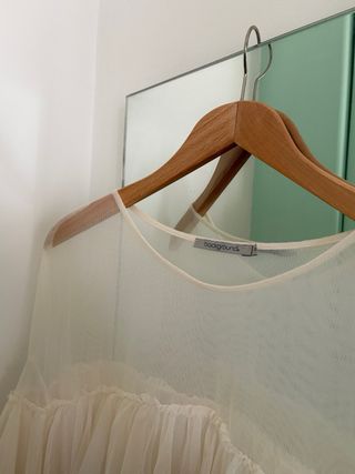 Vestito in tulle con balze