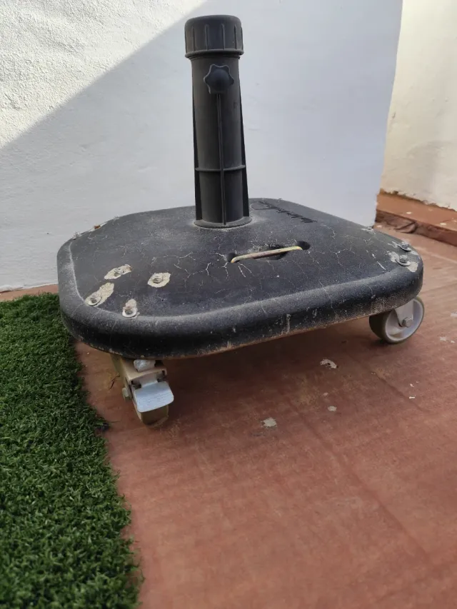 Base para sombrilla con ruedas