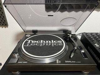 Pareja Technics SL 1210 MK2