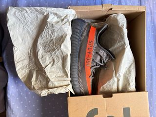Adidas Yeezy 350 Carbon Beluga V2
