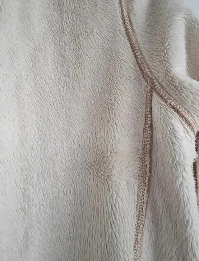 Chaqueta polar beige