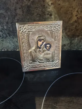 Icono bizantino Virgen con Niño metal repujado