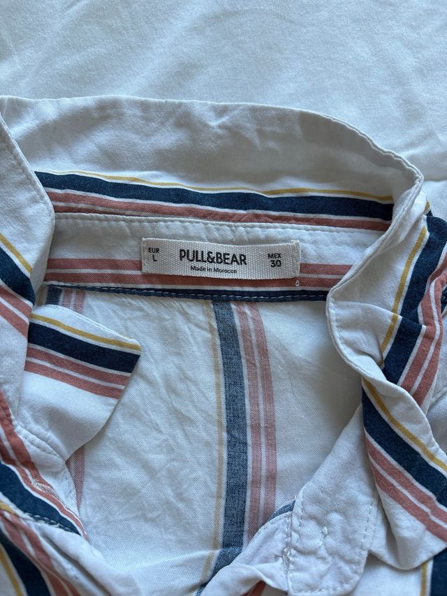 Camisa Pull and Bear rayas L. Oversized.