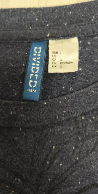 Camiseta H&M Estampada Flores Talla L