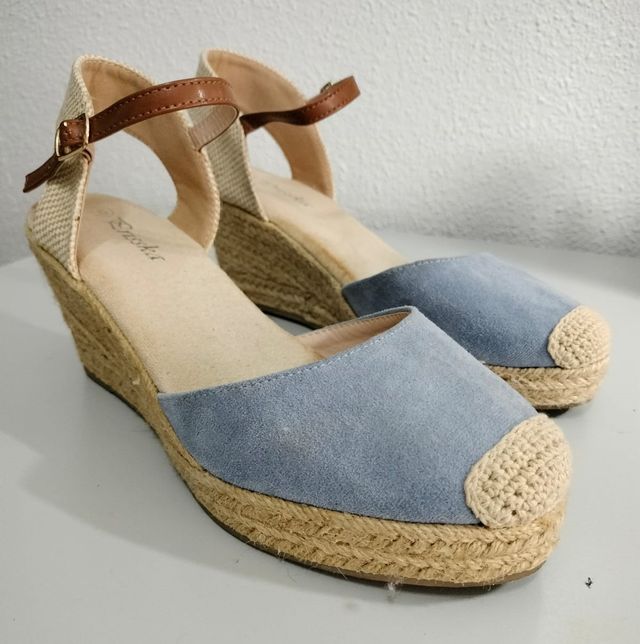 Zapatilla esparto cuña Enka azul y beige