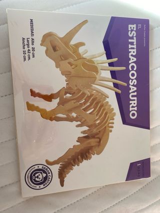 Maqueta Madera Dinosaurio Estiracosaurio Sin Abrir