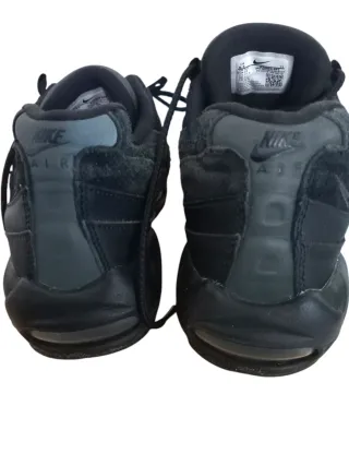 Nike Air Max 95 Negras