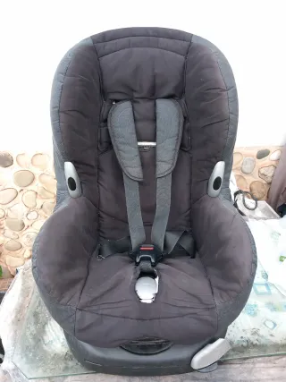 Silla coche niño 9-18 kg.maxicosi